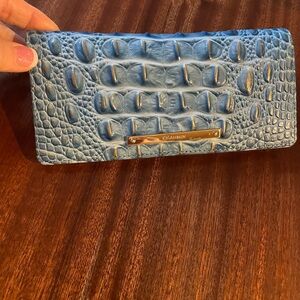 NWOT Brahmin Ady embossed Wallet in Aura Blue